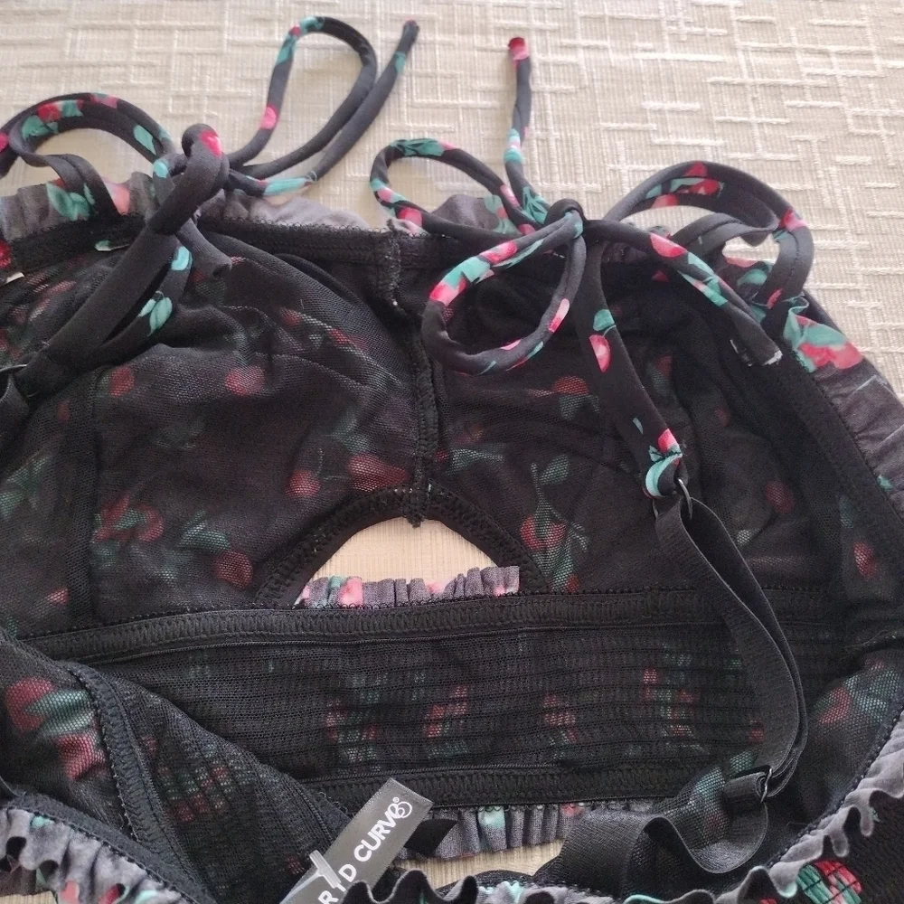 Torrid Plus Size 1 SMOCKED KEYHOLE BRALETTE MICROFIBER CHERRIES BLACK 1X NWOT